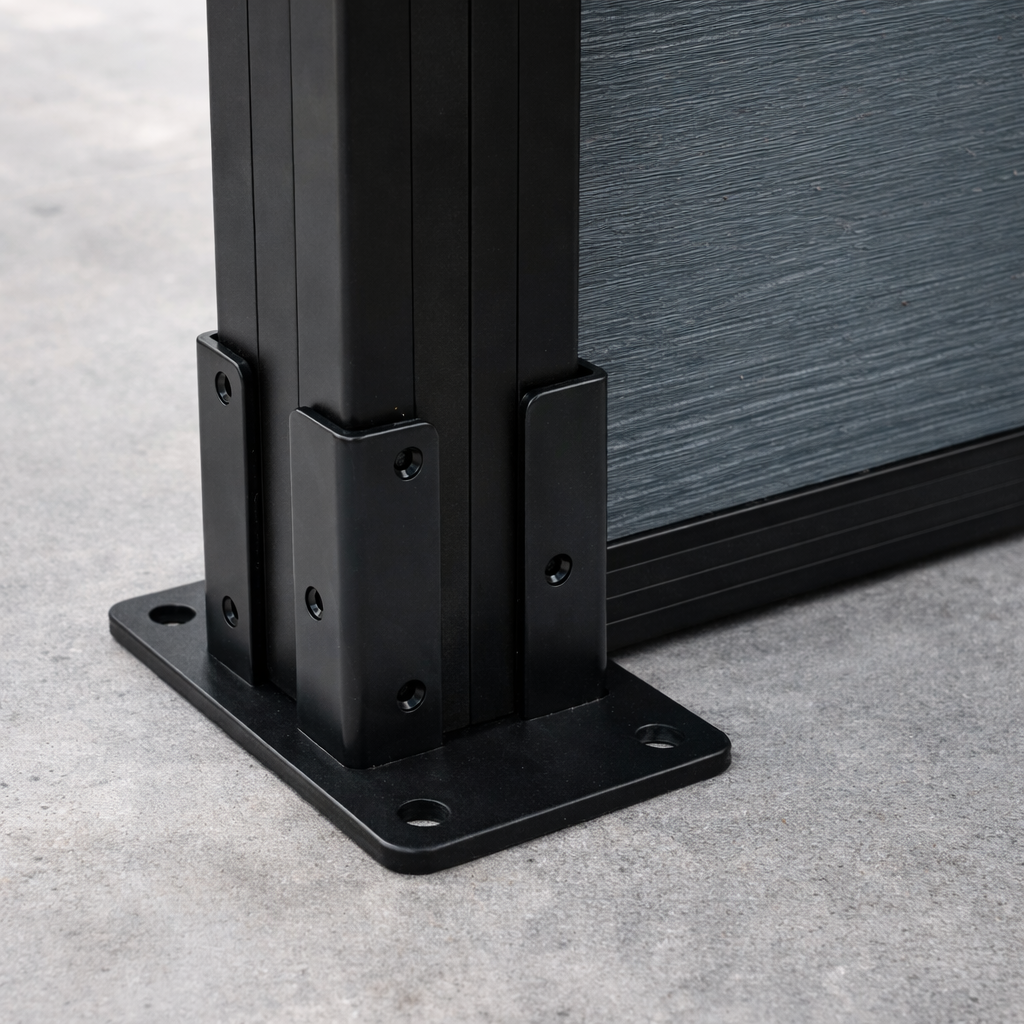 WPC Outdoor Fence · Carbon
